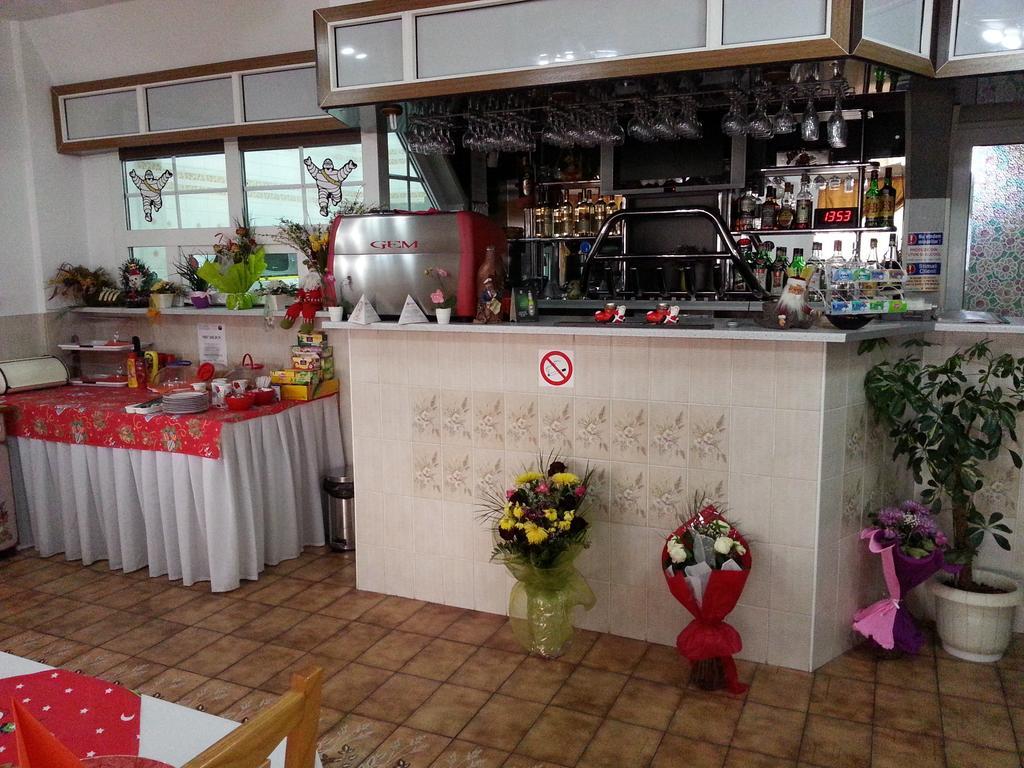 Pensiunea Soferul Norocos Bacău Extérieur photo