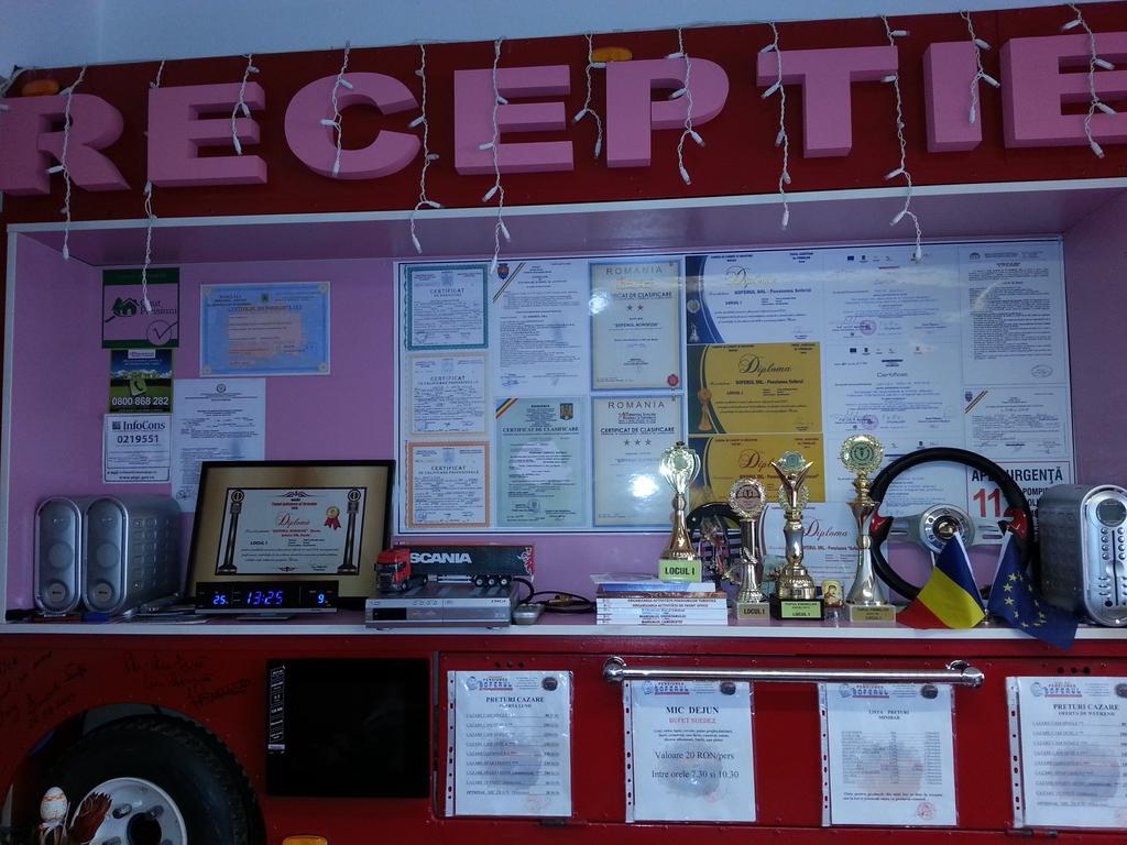 Pensiunea Soferul Norocos Bacău Extérieur photo
